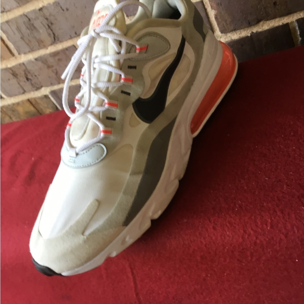 Nike Air Max sneaker in cream, gray, black and orange